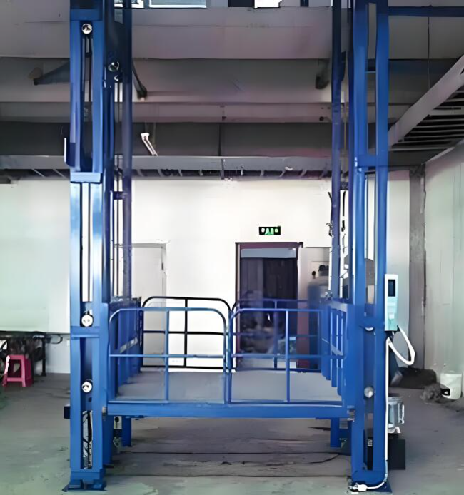 博厚镇导轨式升降货梯